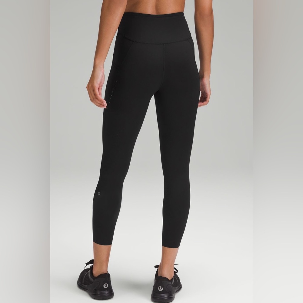 NWT Lululemon Fast and Free HR Tight 25” With Pockets in Black Size 4 - Picture 2 of 12